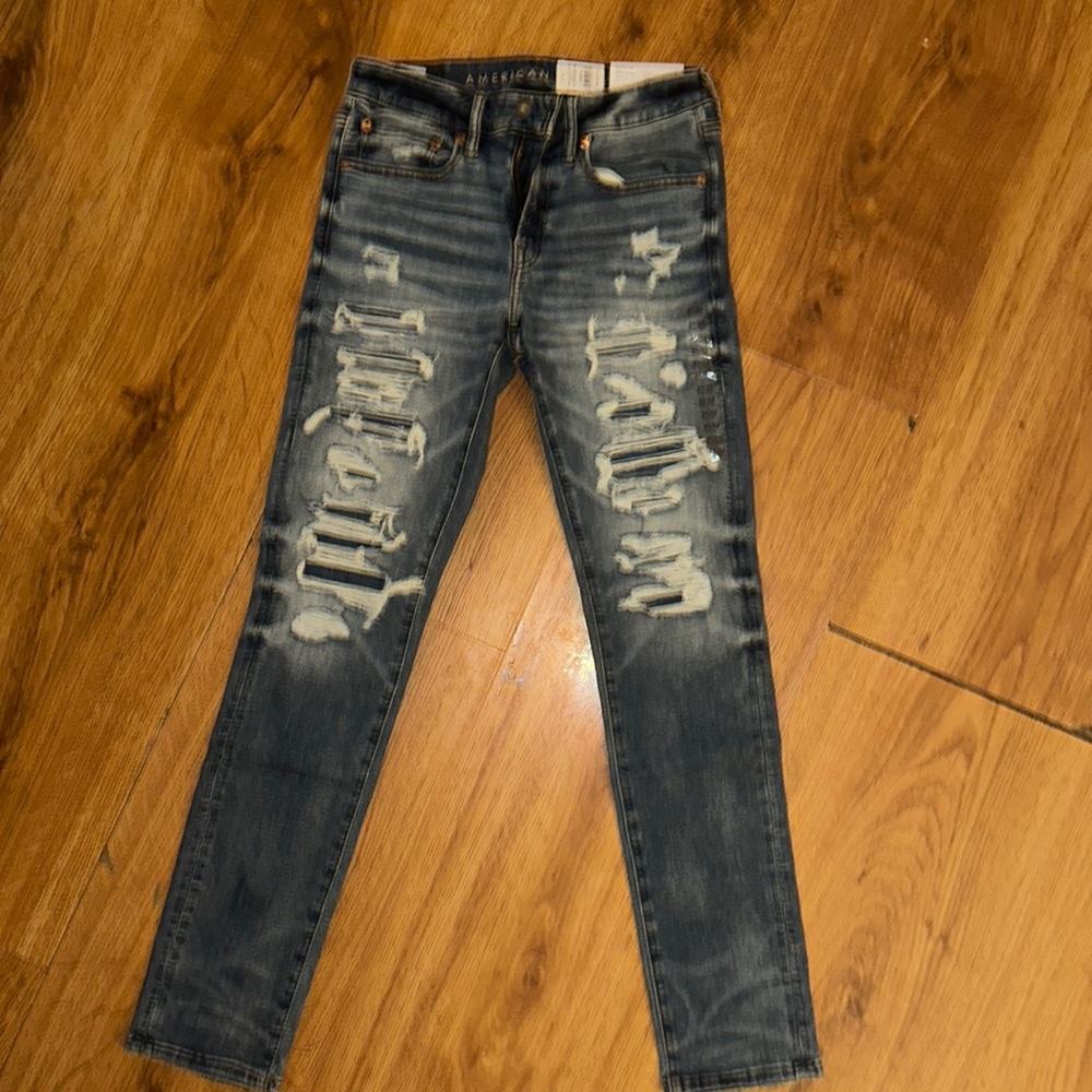 Men’s American Eagle Distressed Jeans